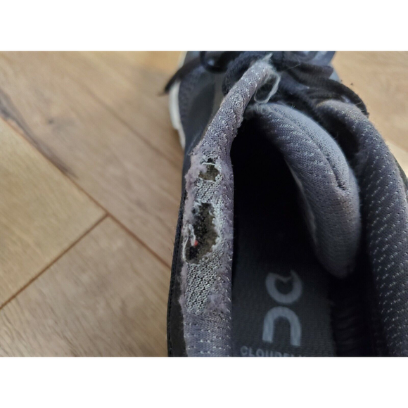 ON CLOUDFLYER Swiss Engineering Women’s Black Road Running Shoes 8 - Picture 6 of 7